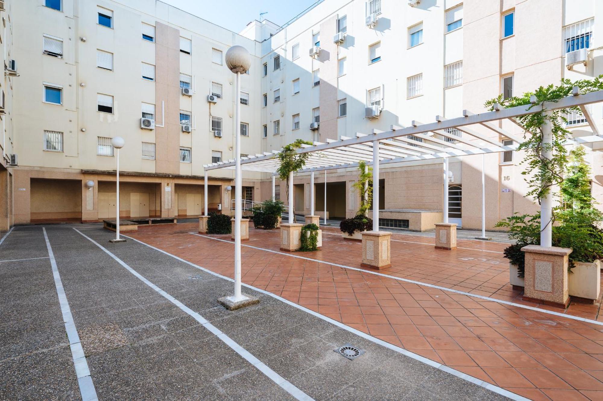 Piso Familiar Virgen Del Rocio Apartamento Sevilha Exterior foto