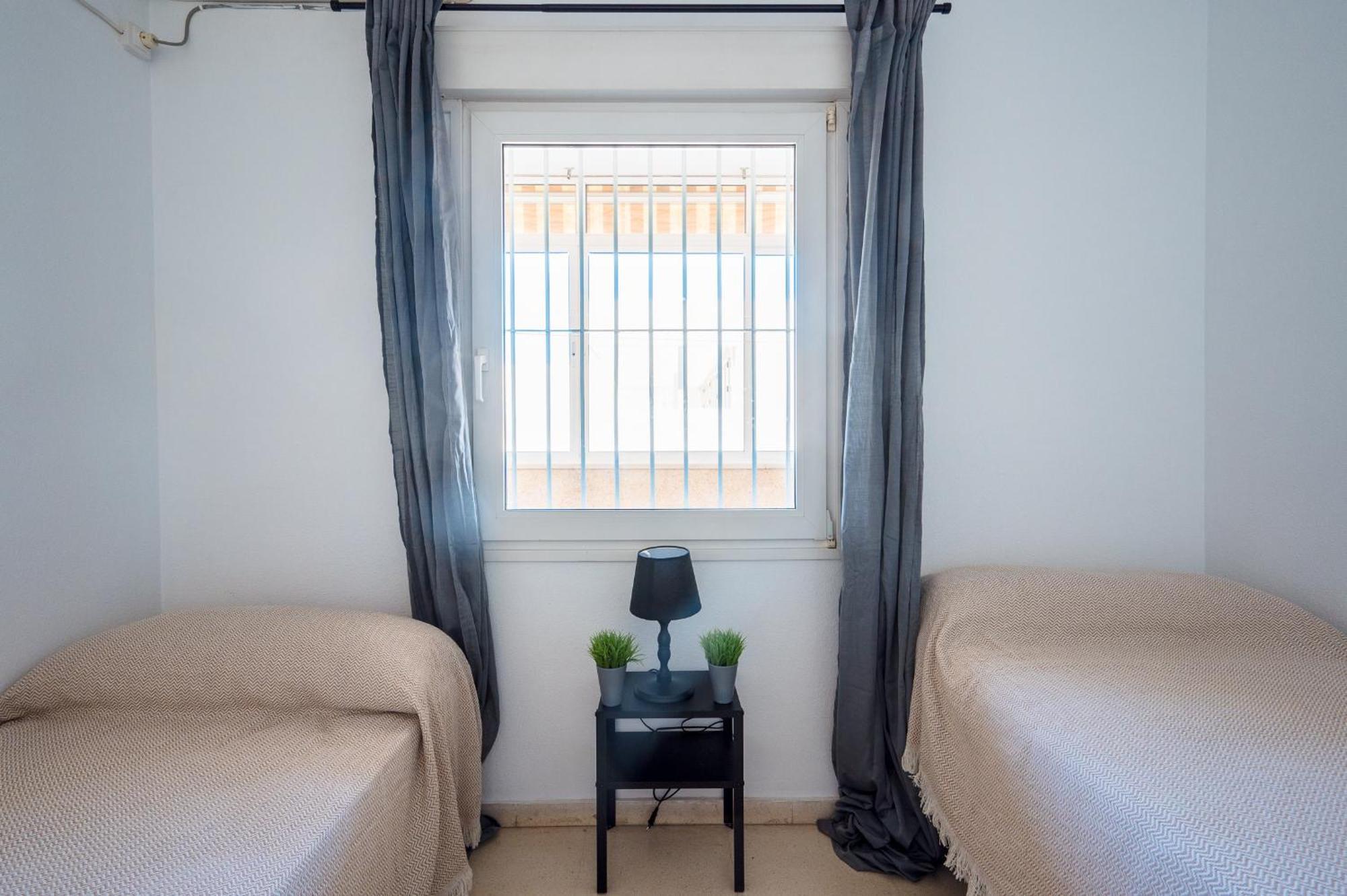 Piso Familiar Virgen Del Rocio Apartamento Sevilha Exterior foto