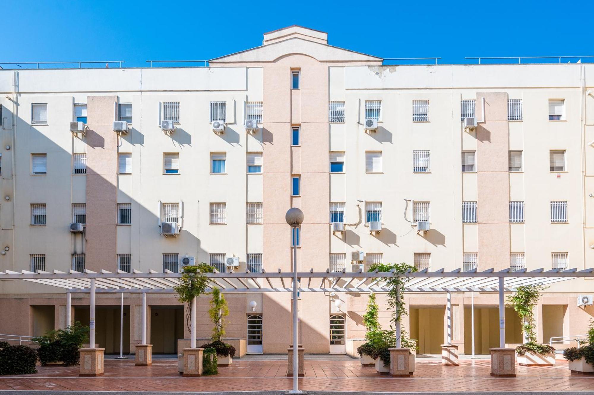 Piso Familiar Virgen Del Rocio Apartamento Sevilha Exterior foto