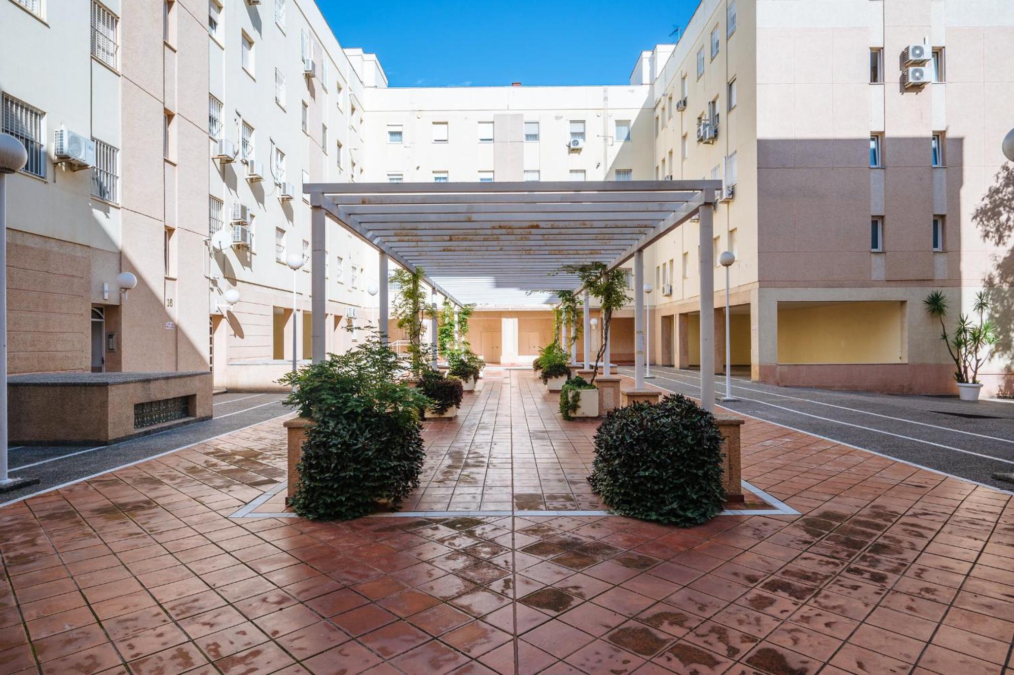 Piso Familiar Virgen Del Rocio Apartamento Sevilha Exterior foto