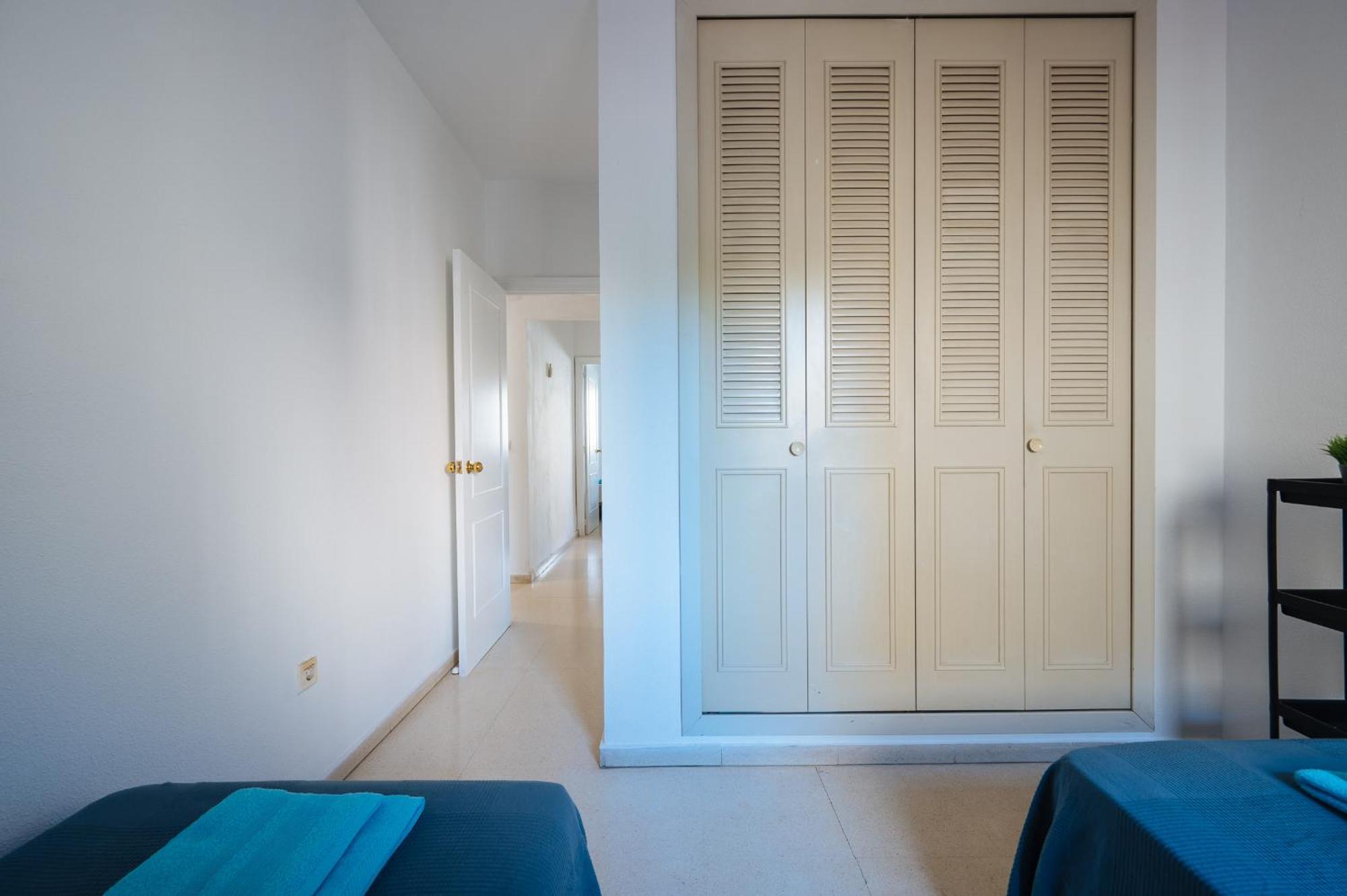Piso Familiar Virgen Del Rocio Apartamento Sevilha Exterior foto