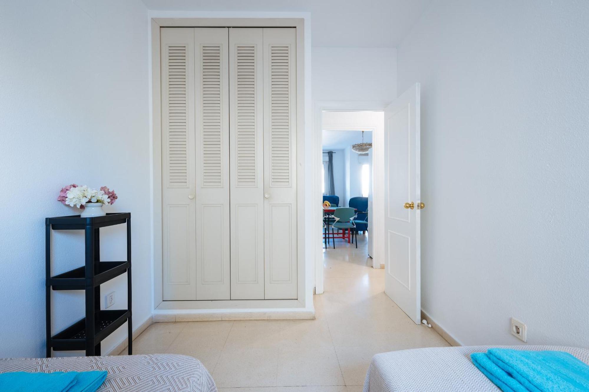Piso Familiar Virgen Del Rocio Apartamento Sevilha Exterior foto